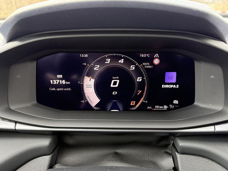 Cupra Terramar DSG 4WD 2,0 TSi 150 kW - fotka 8 z 24