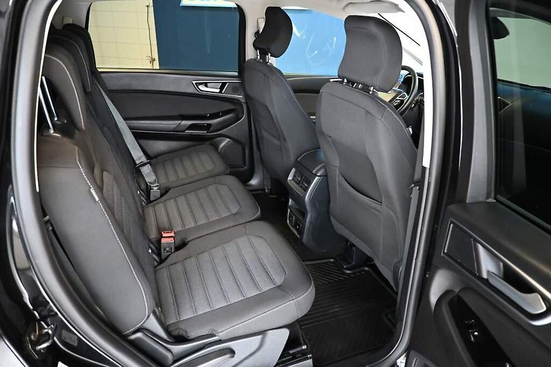 Ford S-MAX (2022) 2.0 LED ACC SONY Tažné TITANIU - fotka 9 z 30