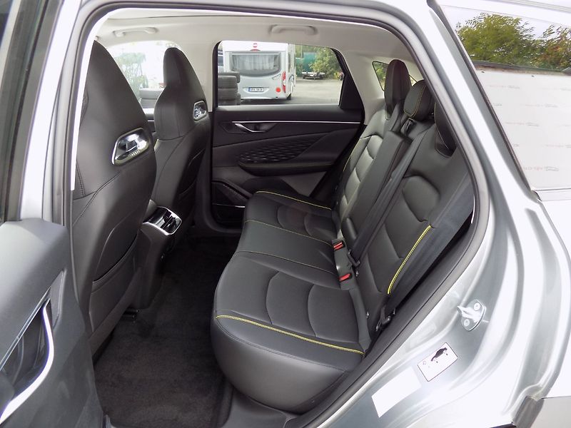 BAIC X5 (2025) 1.5T/AT/Pixel-LED/PANO/DPH/ - fotka 10 z 41