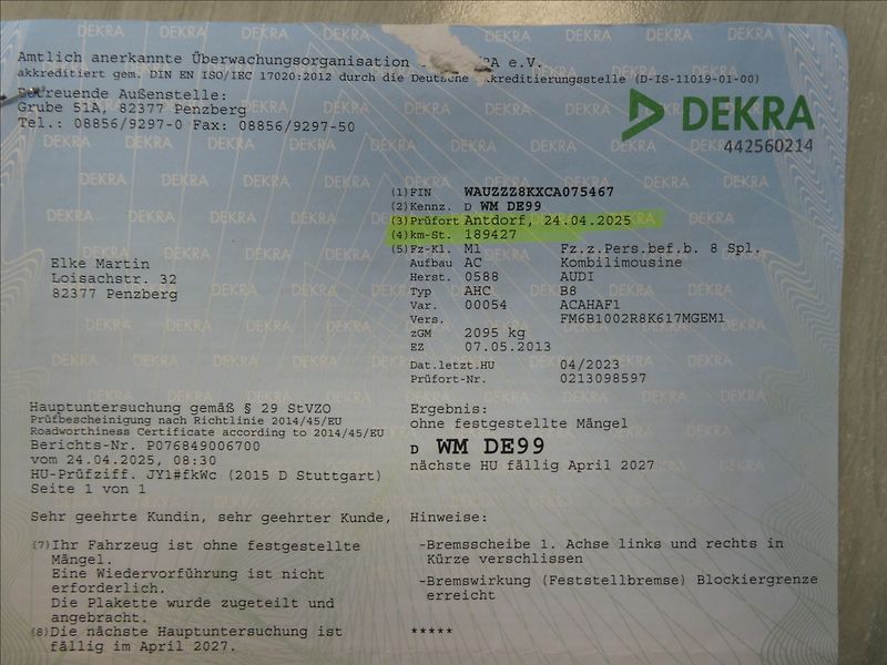 Audi A4 2,0 TDi 125kW serviska,NAVI - fotka 40 z 40