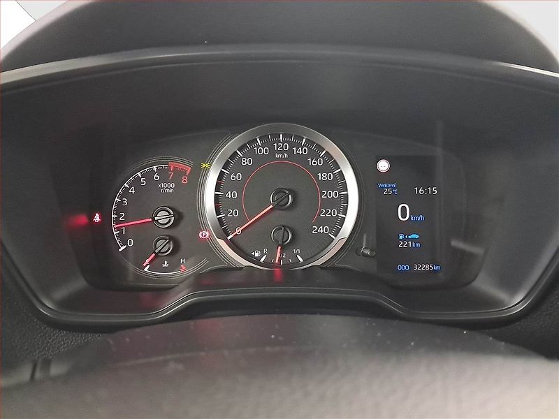 Toyota Corolla (2022) 1.5 VVT-i, Serv.kniha - fotka 11 z 17