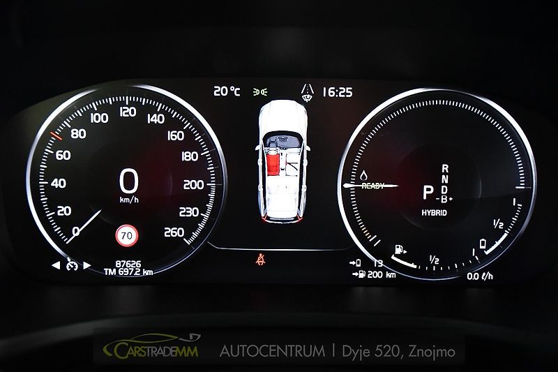 Volvo V60 2,0 T6 186kW PHEV TWIN ENGINE - fotka 29 z 51