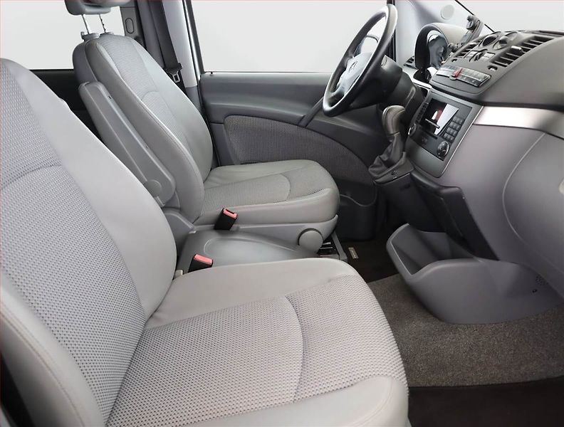 Mercedes-Benz Viano (2009) Trend 3.0 CDI, ČR - fotka 7 z 18