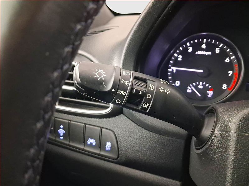 Hyundai i30 (2018) 1.0 T-GDI, Serv.kniha - fotka 17 z 21