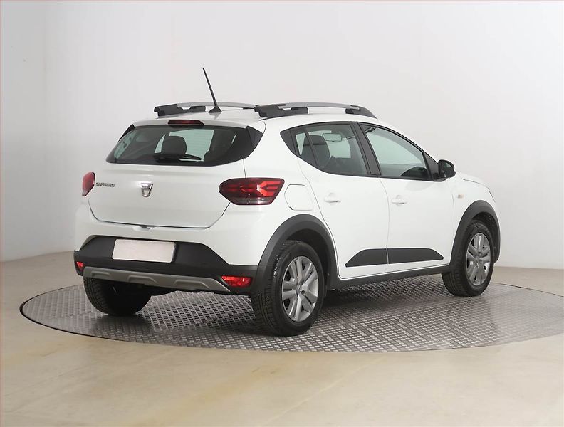 Dacia Sandero (2022) Stepway Essential 1.0 TCe - fotka 5 z 16
