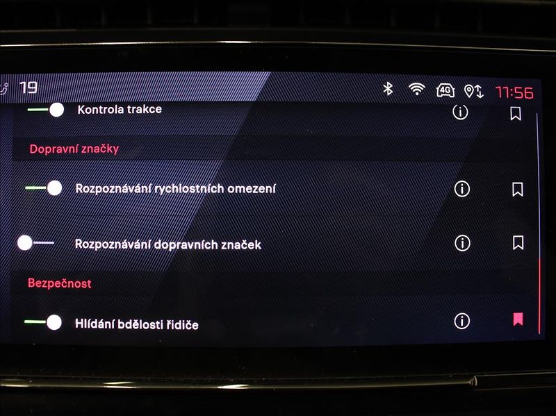 Peugeot 408 1,2 PT 96kW AT Tažné 1.maj.ČR - fotka 13 z 26