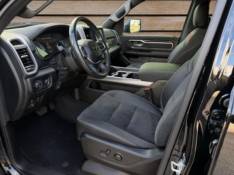 Dodge RAM (2022) +LOOK26+ROUGH COUNTRY 6 INCH+ - fotka 13 z 23