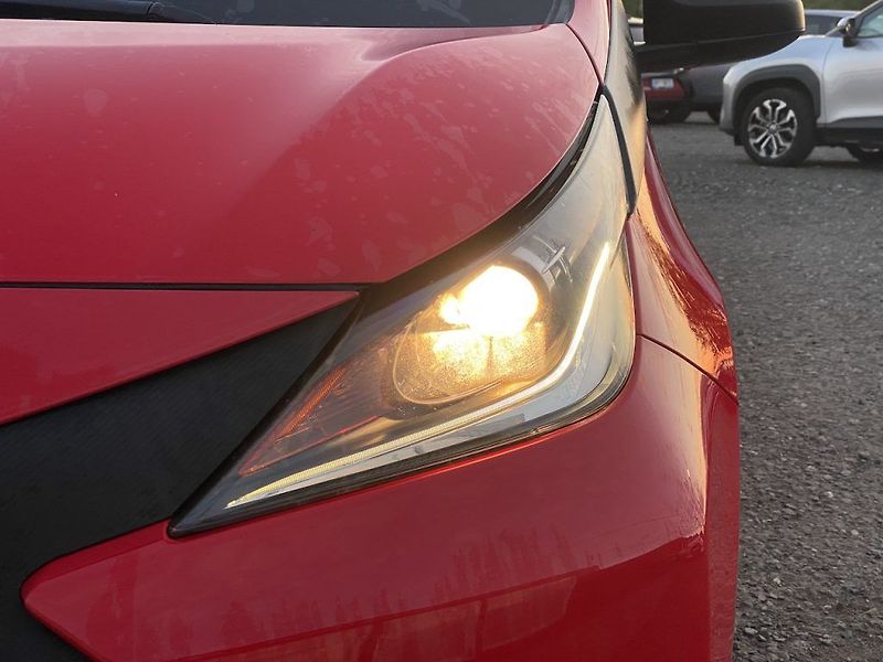 Toyota Aygo 1.0i, ČR, Comfort, 14tis. km - fotka 8 z 12