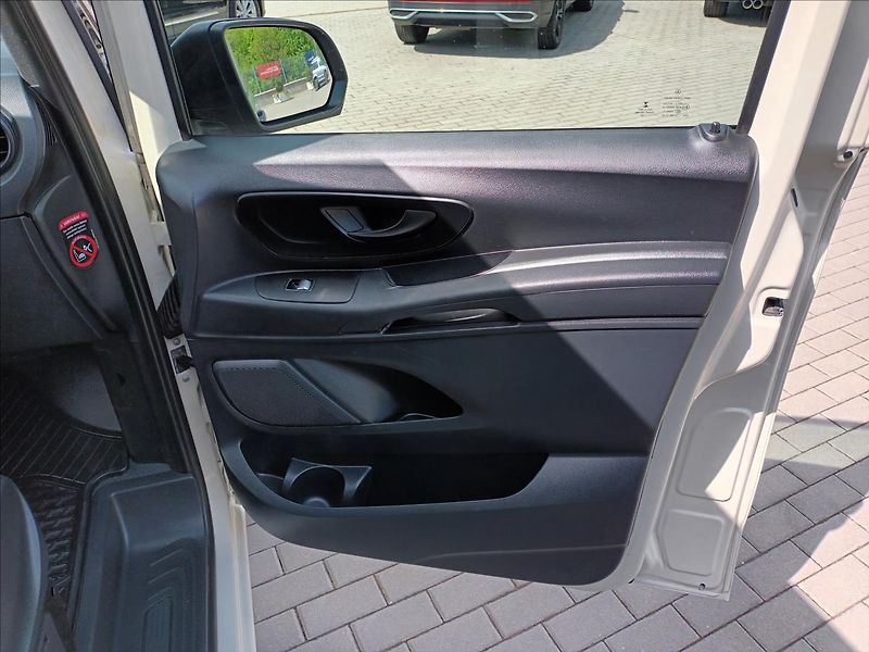 Mercedes-Benz Vito 1,8 114CDI,100KW,ČR,8MÍST, - fotka 25 z 38