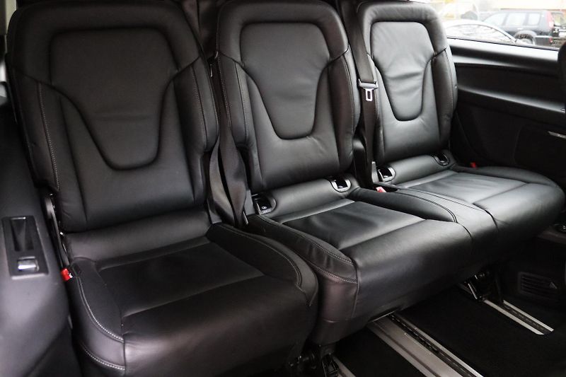 Mercedes-Benz Třídy V V 250D 4MATIC AMG PAKET 140kW - fotka 42 z 47