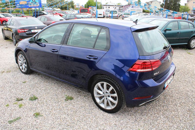 Volkswagen Golf (2017) REZERVACE - fotka 6 z 15