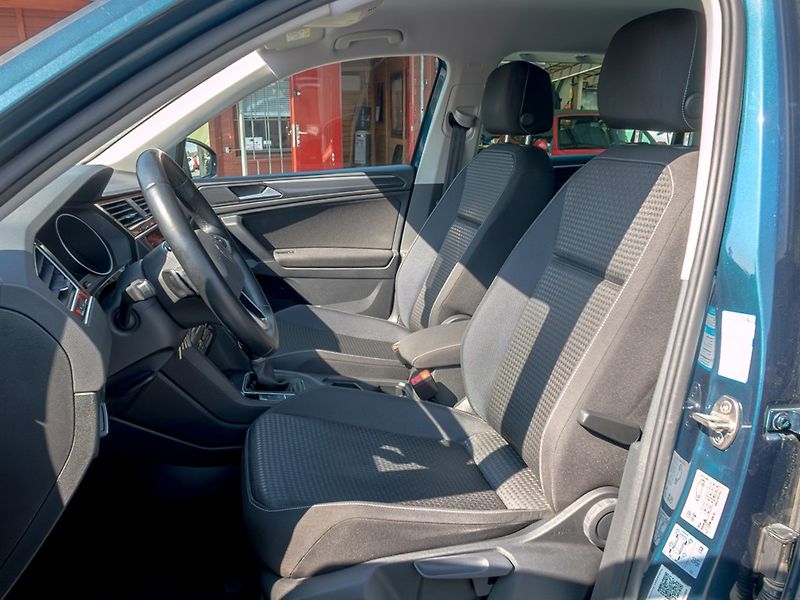 Volkswagen Tiguan (2021) 2.0TDI 110KW NAVI – LED - fotka 17 z 50