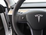 Tesla Model Y (2023) RWD LFP 60kWh, SoH 97% - náhled 28