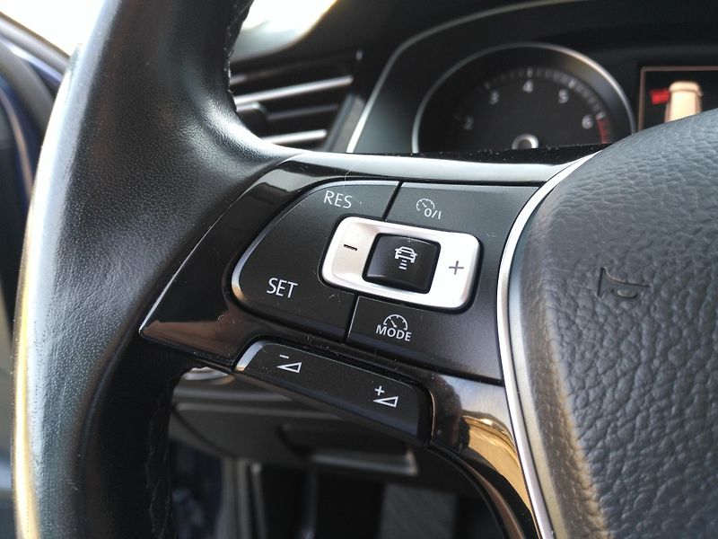 Volkswagen Passat 1,4 TSI  /110 kW/  - fotka 22 z 45