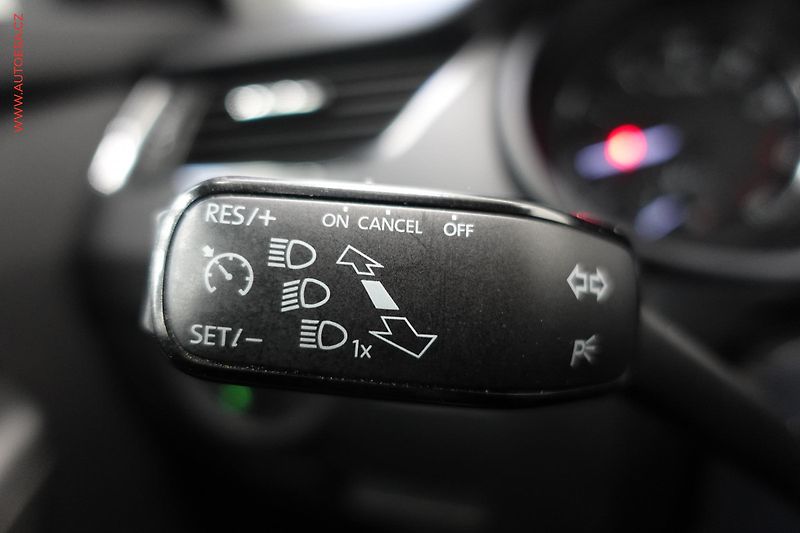 Škoda Octavia (2015) 1.4 TSi, 1.maj,ČR, Fresh, DSG - fotka 15 z 24