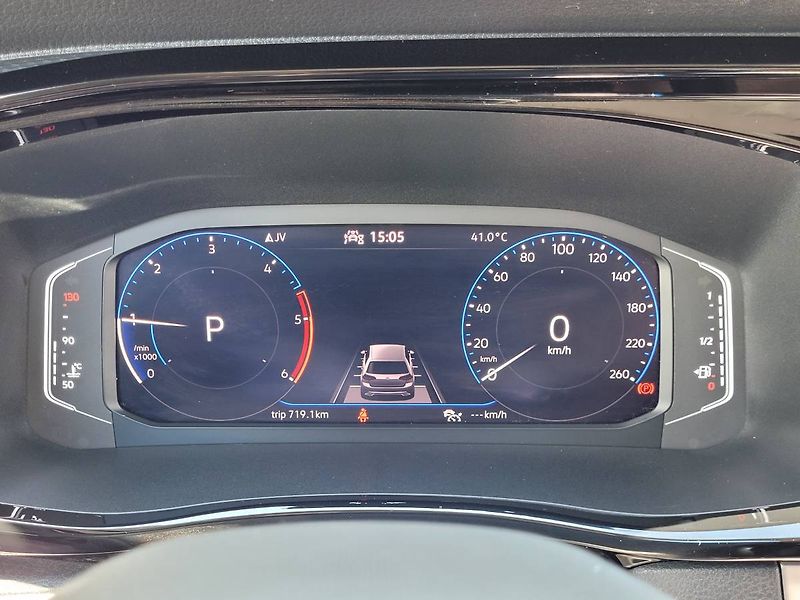 Volkswagen California (2024) Beach 2.0 TDI DSG 7míst - fotka 31 z 100