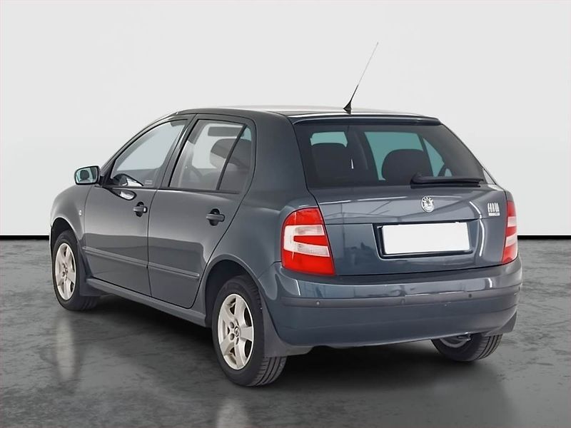 Škoda Fabia (2007) Elegance 1.4 16V, nová STK - fotka 4 z 21