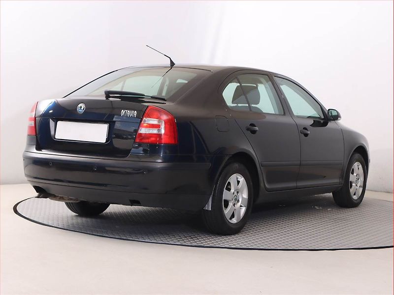 Škoda Octavia (2008) 1.9 TDI DPF, Serv.kniha - fotka 5 z 17