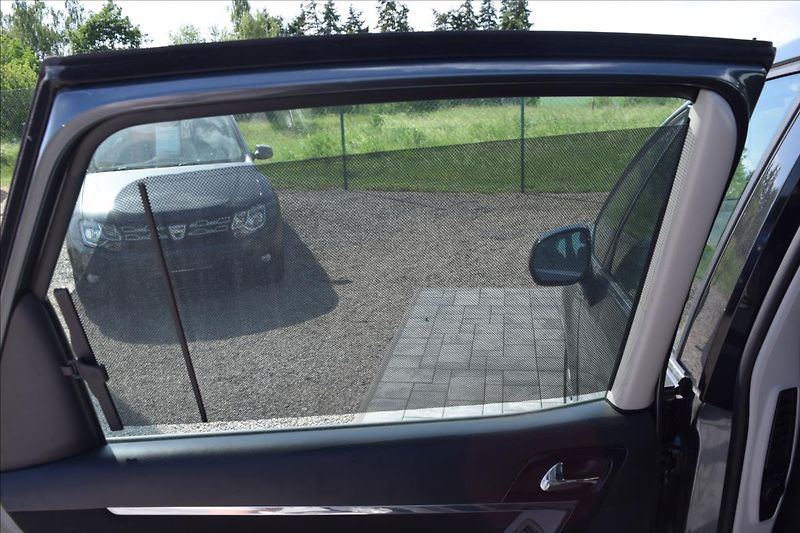 Citroën C4 Picasso 1,6 HDI 82KW NÍZKÉ KM 2XKOLA - fotka 30 z 50
