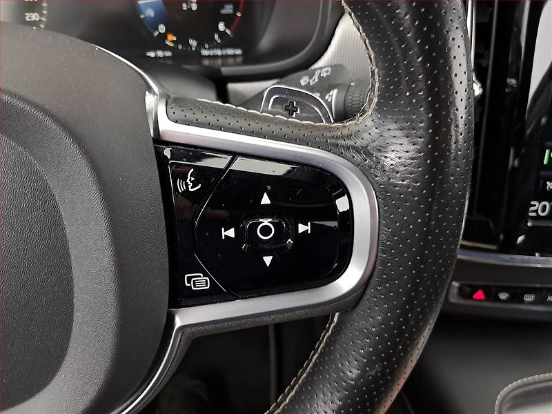 Volvo V90 (2019) D5 AWD, 4X4, Automat, Kůže - fotka 20 z 22