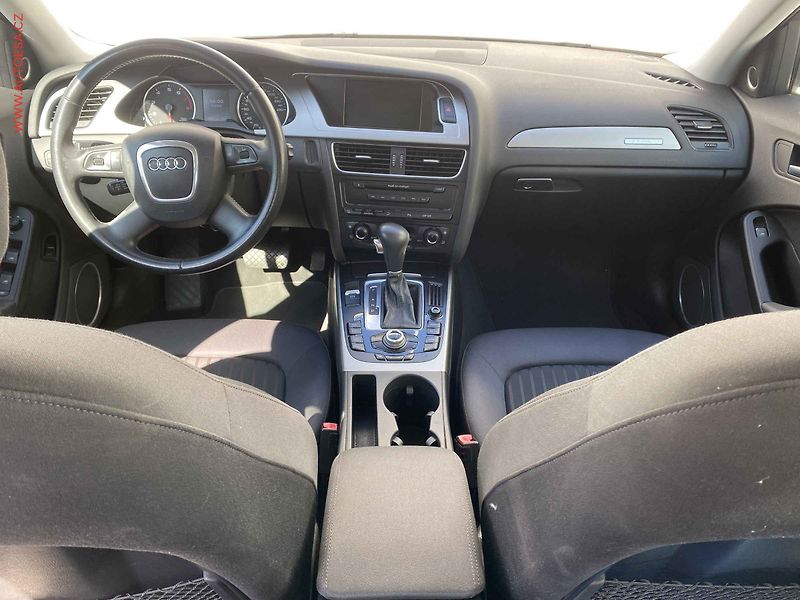 Audi A4 (2008) 3.2FSi Quattro, ČR, AT, navi - fotka 8 z 19