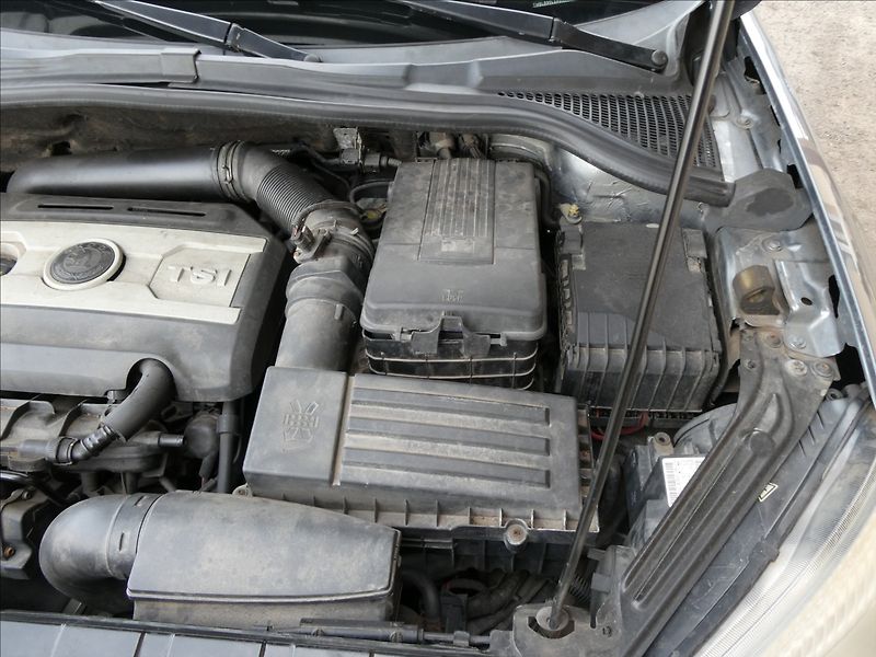 Škoda Yeti 1,8 TSI 118 kW Experience 4x4 - fotka 35 z 49
