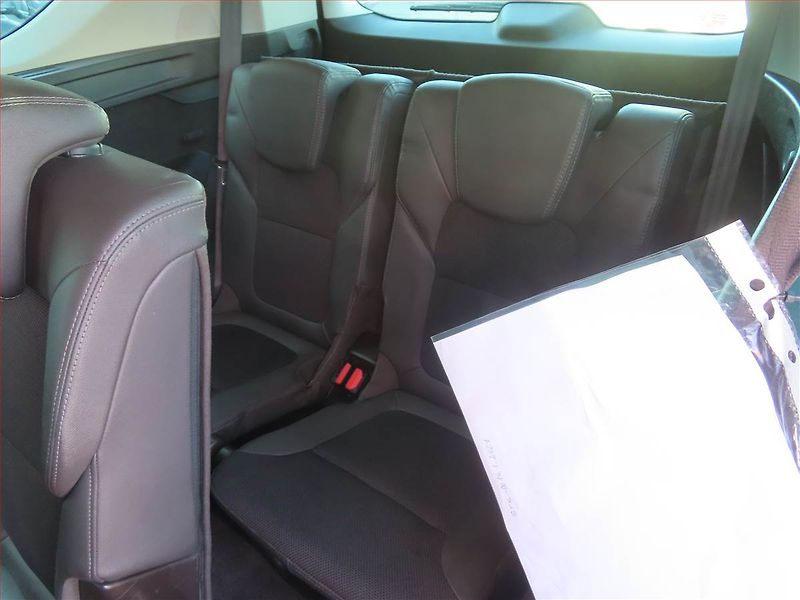 Renault Espace (2015) 1.6 dCi, Automat, 7 míst, Navi - fotka 20 z 29