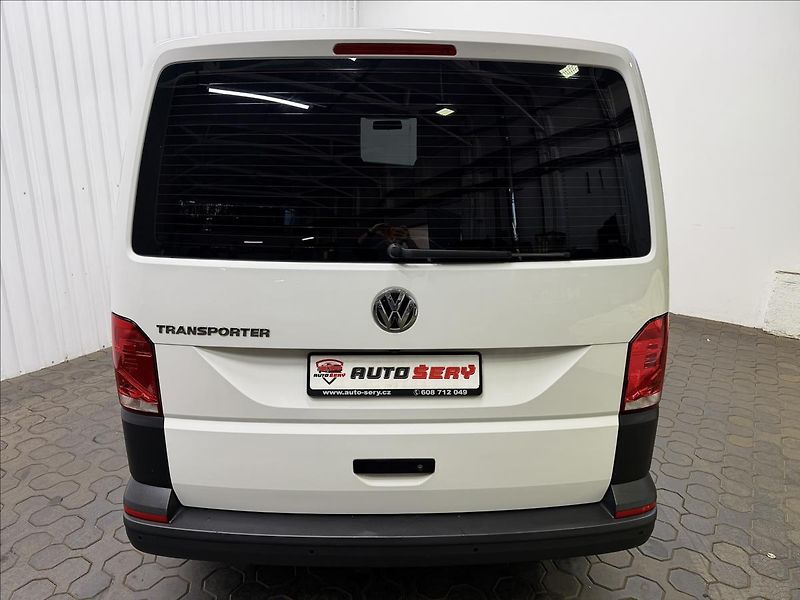 Volkswagen Transporter 2.0TDI 110kW DSG KOMBI 1M - fotka 7 z 39