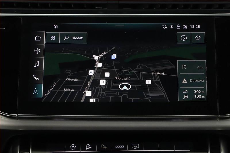 Audi Q8 (2021) 50 TDI - fotka 15 z 21