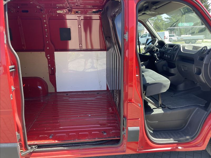 Renault Master 2,3 DCi 81kw odp. DPH 4xCZauto - fotka 15 z 33