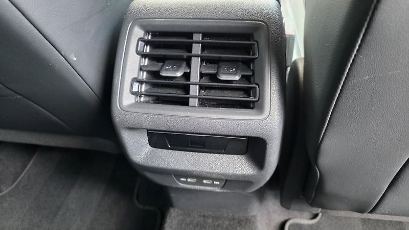 Volkswagen Tayron (2025) 1.5 eTSI 110 kW DSG7 7míst  - fotka 15 z 41