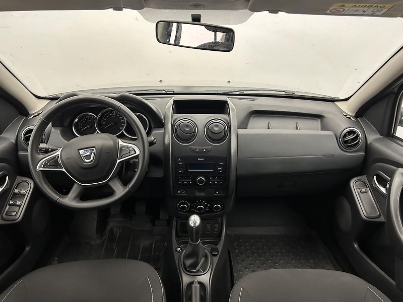 Dacia Duster 1.6 SCe Comfort - fotka 5 z 22
