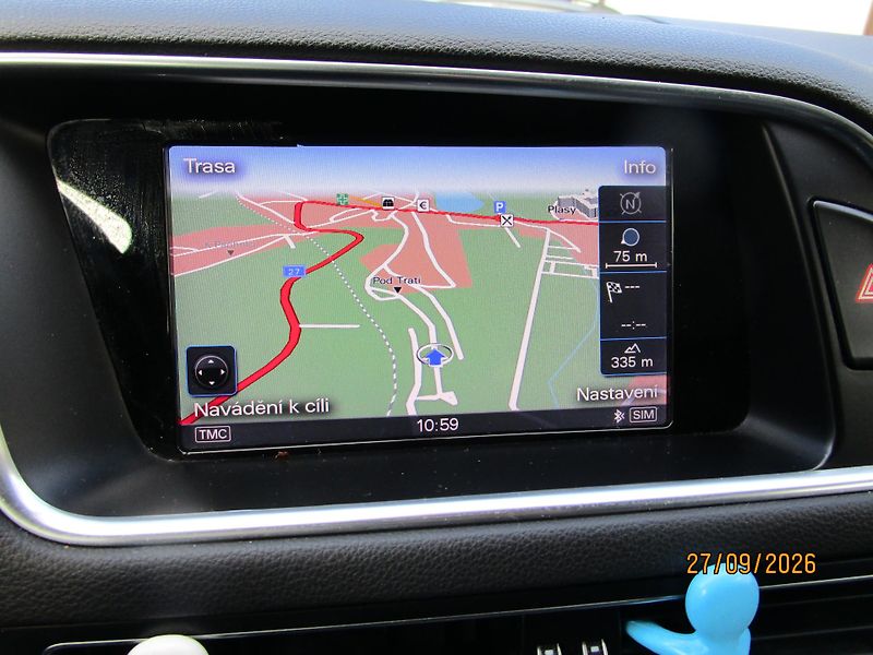 Audi Q5 (2014) 3,0 TDi S-line 4x4 - fotka 17 z 32