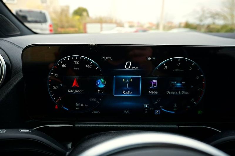 Mercedes-Benz GLA (2023) 4 MATIC 250 165 kW - fotka 48 z 54