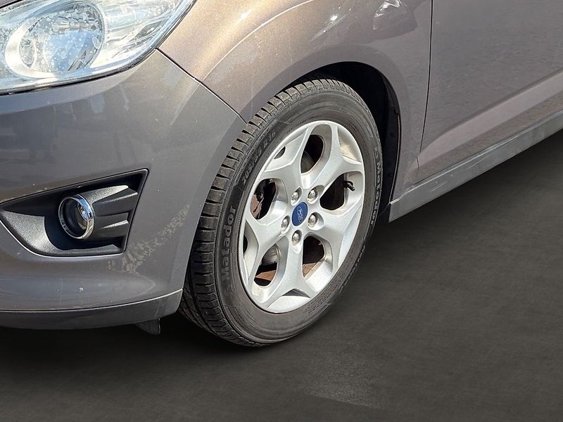 Ford C-MAX - fotka 3 z 19