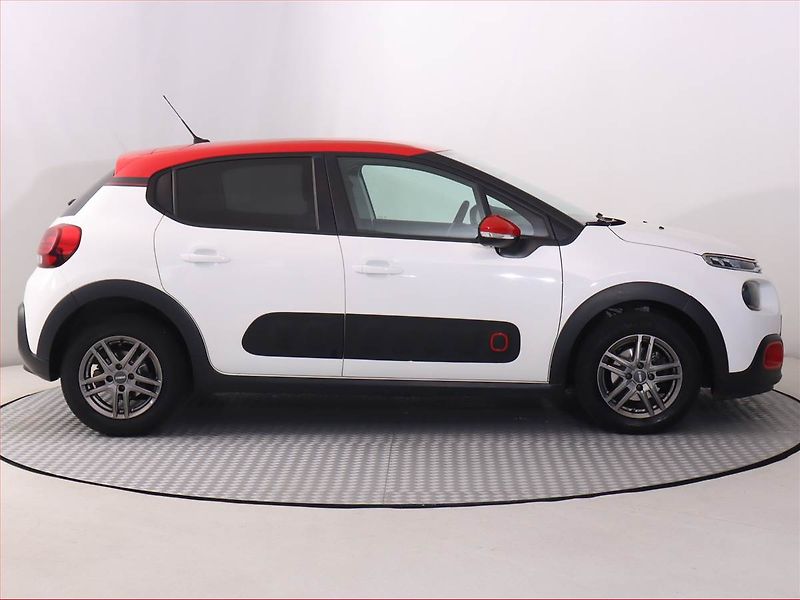 Citroën C3 (2019) 1.5 BlueHDi, Serv.kniha - fotka 6 z 19