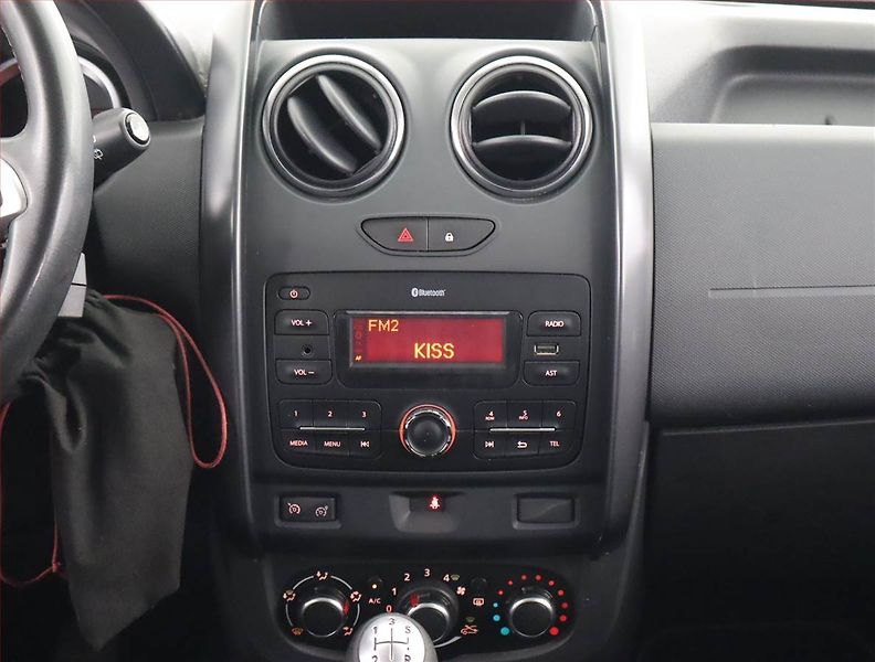 Dacia Duster (2017) 1.6 SCe, LPG, Tempomat - fotka 12 z 20