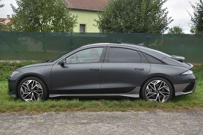 Každý model Hyundai nyní vypadá úplně jinak. Ioniq 6 je oblý