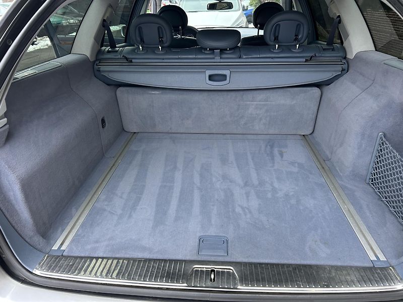 Mercedes-Benz Třídy E E 220 CDI Elegance - fotka 27 z 35