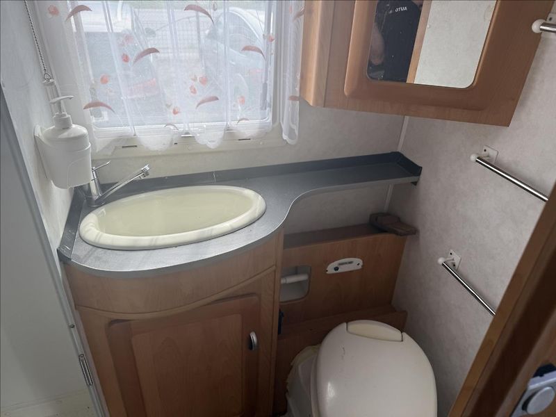 Fiat Ducato 2,8 D FRANKIA - fotka 17 z 19