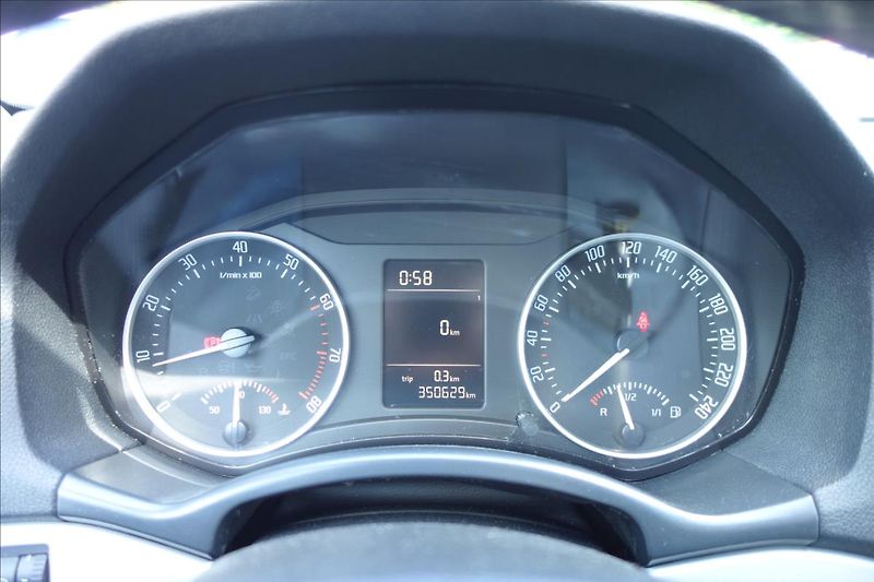 Škoda Octavia 1,2 TSi 77KW, ČR, ELEGANCE. - fotka 23 z 26