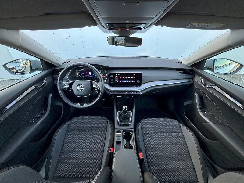 Škoda Octavia (2021) 2.0 TDI 85kW Ambition Plus - fotka 9 z 35