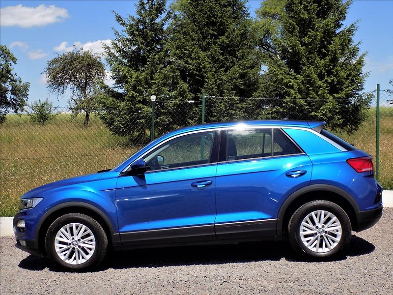 Volkswagen T-Roc 1,6 TDi 85 kW,  servisní kniha - fotka 7 z 27