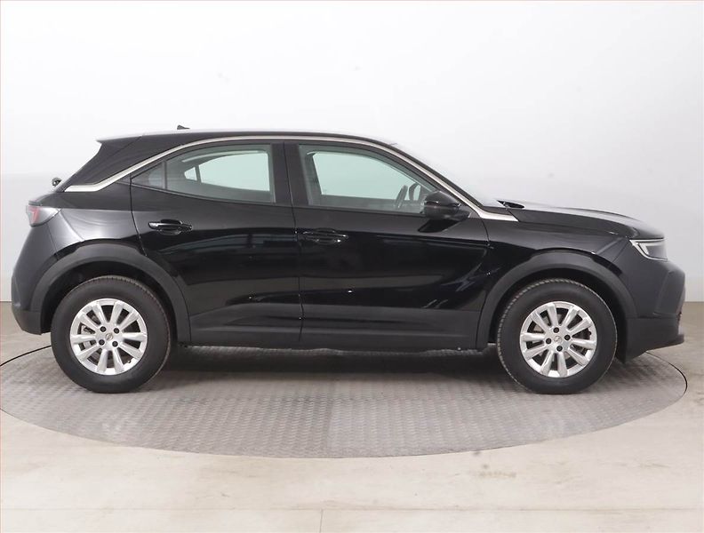 Opel Mokka (2021) Edition 1.2 Turbo, Tempomat - fotka 6 z 14