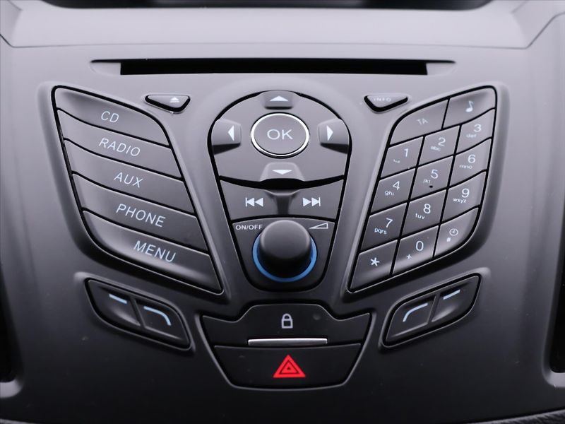 Ford Kuga 1,5 EcoBoost 110kW CZ Trend - fotka 20 z 30