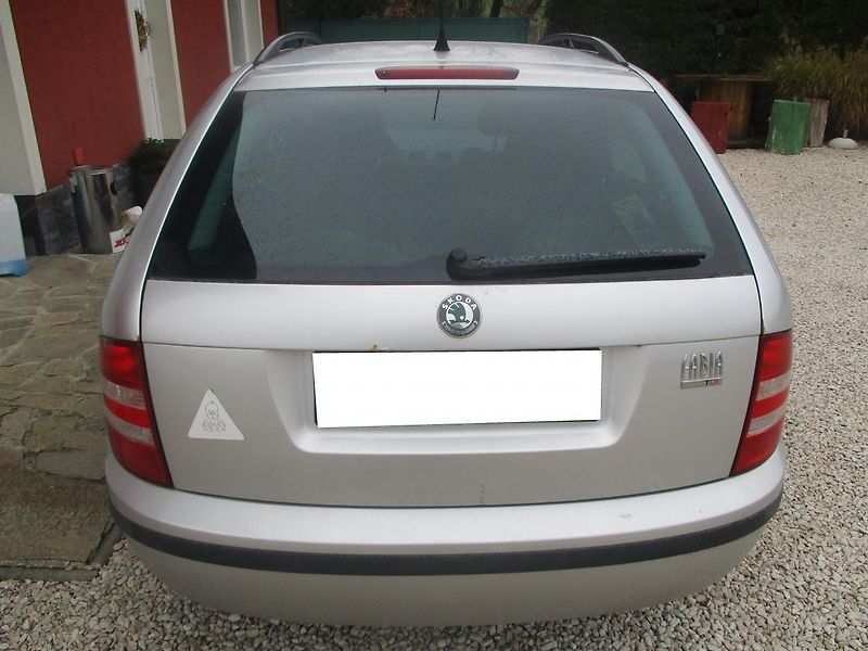 Škoda Fabia 1.9 TDi KLIMA +SADA KOL - fotka 4 z 34