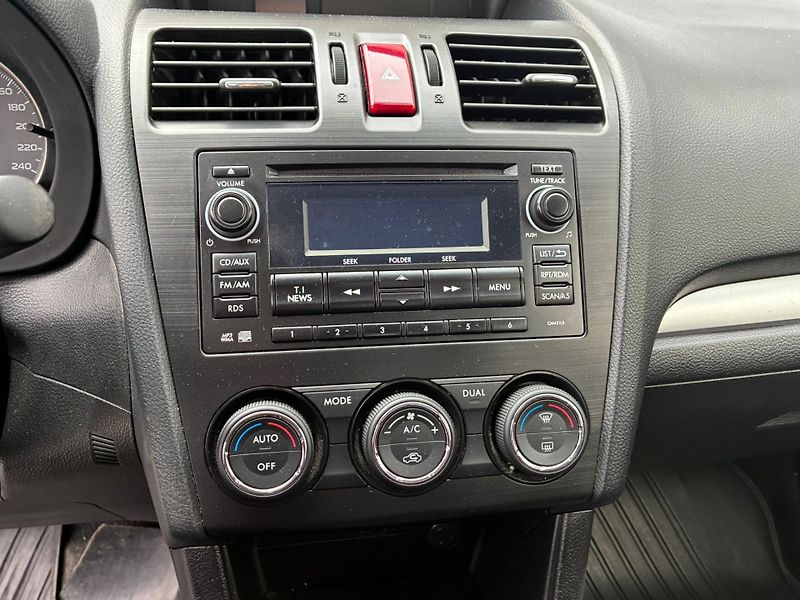 Subaru Impreza (2013) 1.6i, 84KW, 4x4 - fotka 13 z 23