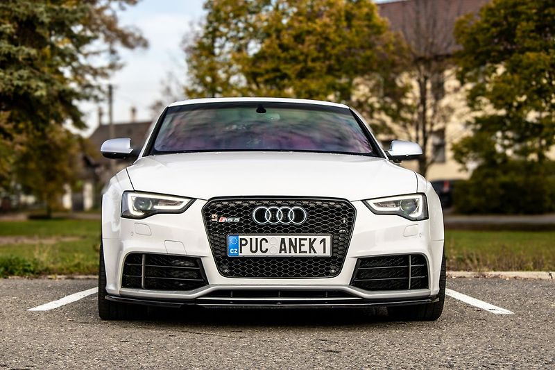 Audi RS 5 - fotka 2 z 33