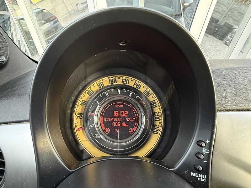 Fiat 500 1,4i 74kW DIESEL Edition - fotka 25 z 35