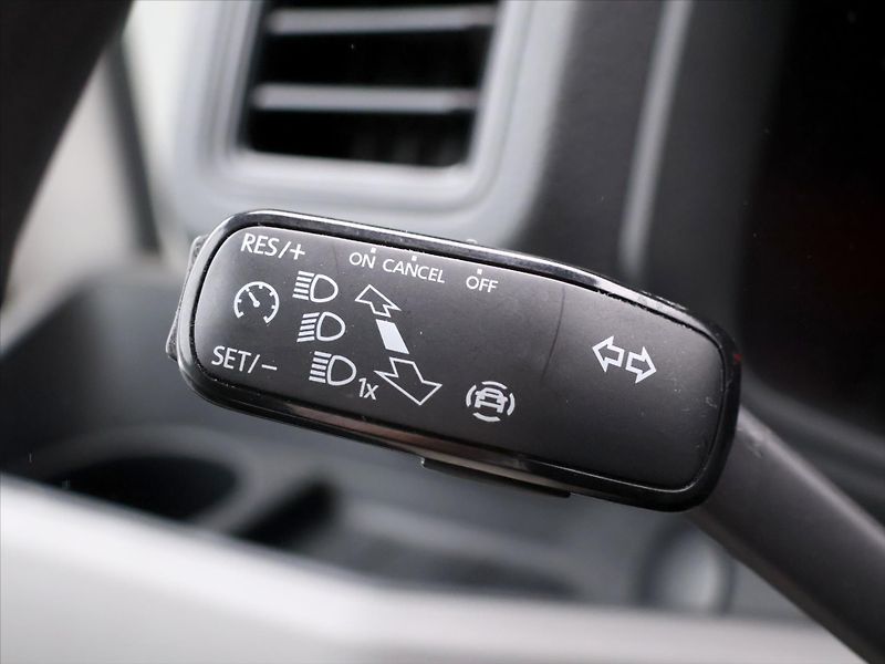Volkswagen Crafter 2,0 TDI 130kW CZ Dílna DPH - fotka 19 z 36